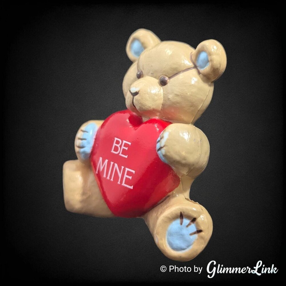 Vintage Teddy Hugglesbie Gibson Greetings Valentine Bear Be Mine Heart Brooch - Picture 3 of 8